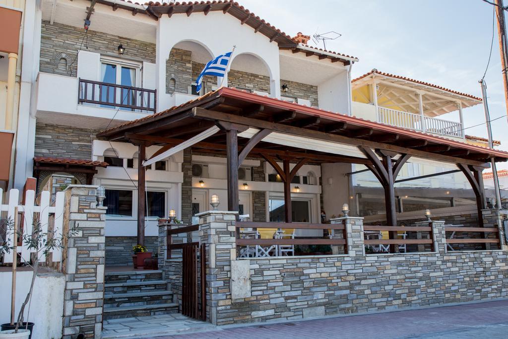 אורמוס פנגיאס Stergios Beach House מראה חיצוני תמונה